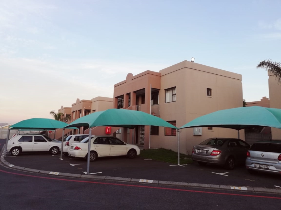 To Let 1 Bedroom Property for Rent in Oakglen Western Cape